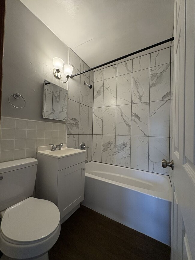 property at 1601 W 11th St