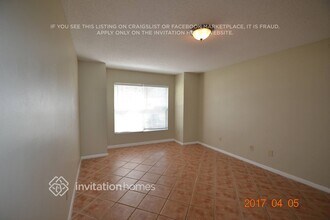 8147 Wellsmere Cir in Orlando, FL - Building Photo - Building Photo