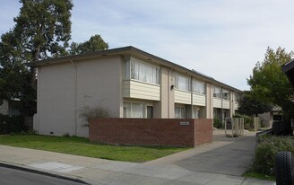 1130 Regent St in Alameda, CA - Building Photo