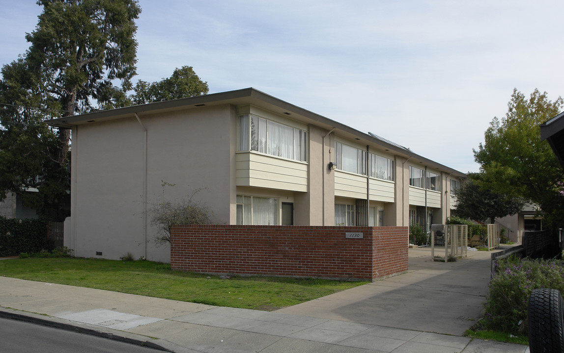 1130 Regent St in Alameda, CA - Foto de edificio