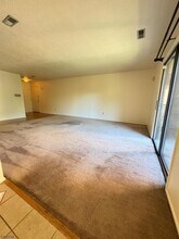 1005 Edison Glen Terrace in Edison, NJ - Building Photo - Building Photo