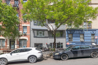 117 E 102nd St in New York, NY - Building Photo - Building Photo