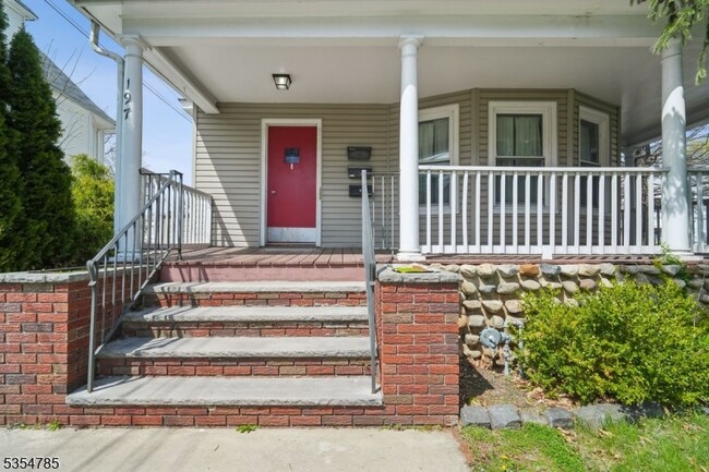 property at 197 Montgomery St