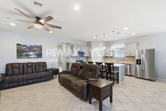 1658 E Jardin Pl in Casa Grande, AZ - Building Photo - Building Photo