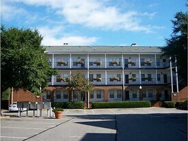 101 Westover Ave in Norfolk, VA - Building Photo