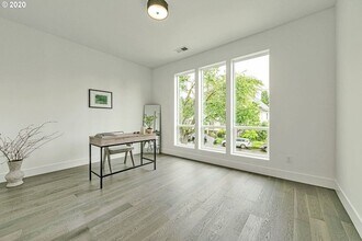4563-4563 N Borthwick Ave in Portland, OR - Building Photo - Building Photo