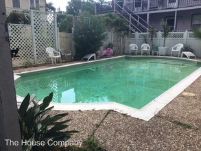 3215 Avenue O in Galveston, TX - Building Photo - Building Photo