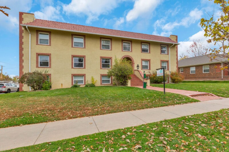 1632 9th St in Greeley, CO - Foto de edificio