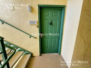 8824 Dunes Ct in Kissimmee, FL - Building Photo - Building Photo