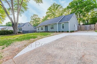 111 Canebrake Dr in Greer, SC - Building Photo - Building Photo