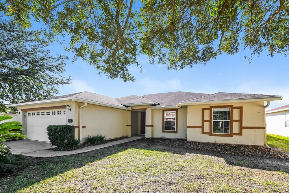 9016 Redtail Dr in Jacksonville, FL - Building Photo