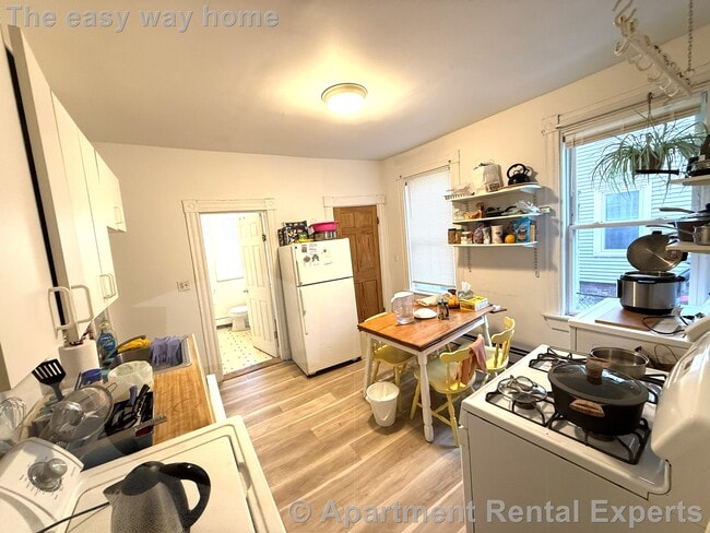 52 Portsmouth St, Unit #1