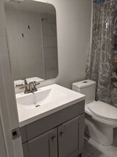 124 Rothesay Dr in Ottawa, ON - Building Photo - Building Photo