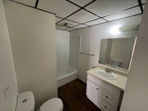 1308 Court St in Sioux City, IA - Building Photo - Building Photo