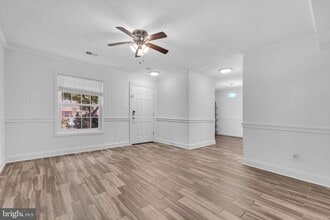 90 Adams Dr NE in Leesburg, VA - Building Photo - Building Photo
