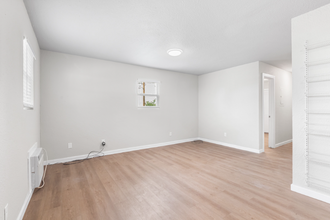 901 N Gaskill St in Huntsville, AR - Building Photo - Building Photo
