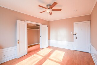 4141 N Keystone Ave, Unit #401 in Chicago, IL - Building Photo - Building Photo