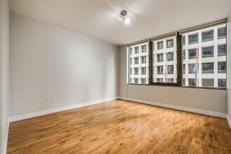 1200 Main St-Unit -408 in Dallas, TX - Building Photo - Building Photo