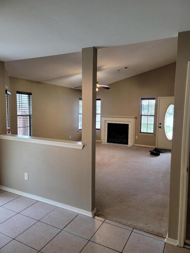 4554 Northpointe Pl in Pensacola, FL - Building Photo - Building Photo