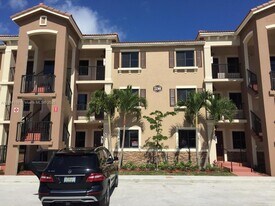 22301 SW 88th Pl in Cutler Bay, FL - Building Photo