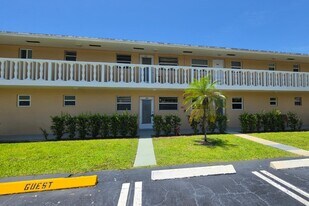 2192 NE 1st Way, Unit 103 in Boynton Beach, FL - Building Photo