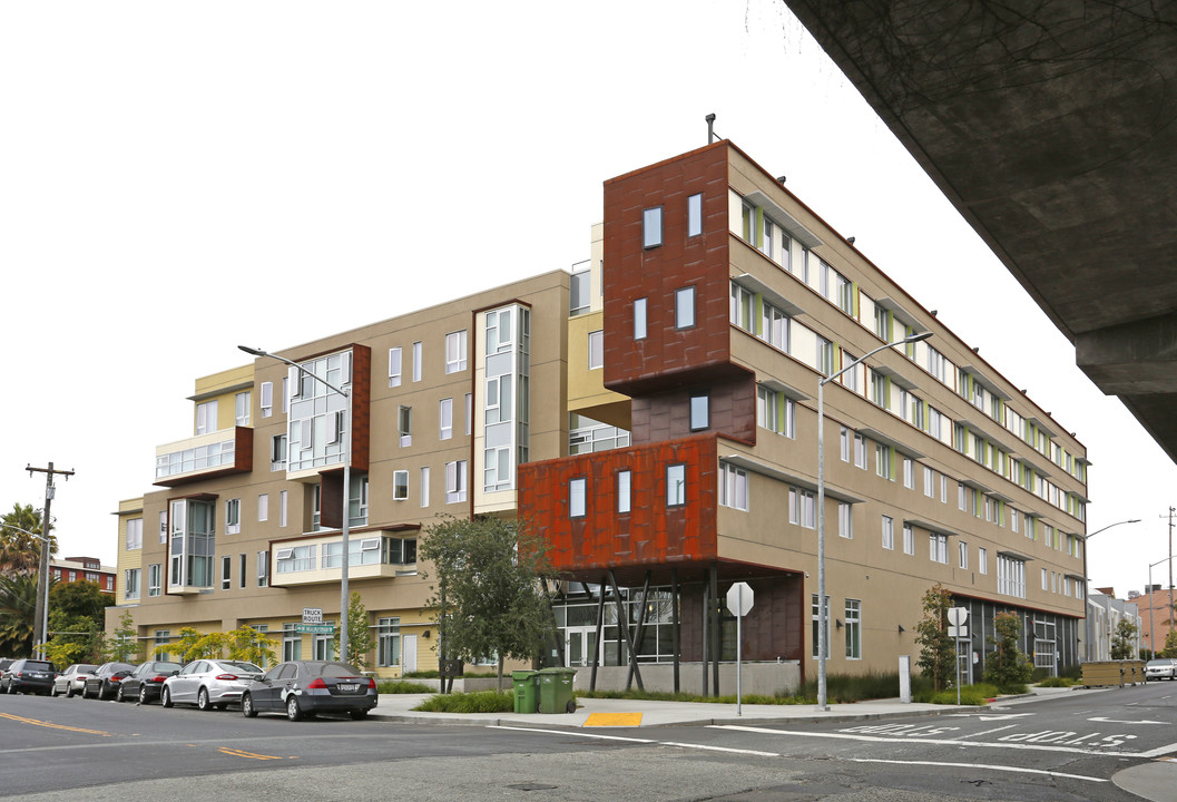 The Ambassador in Emeryville, CA - Building Photo