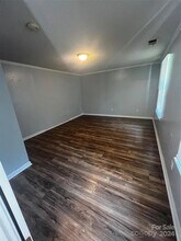 Room in House on Flint Glenn Ln in Charlotte, NC - Building Photo - Building Photo