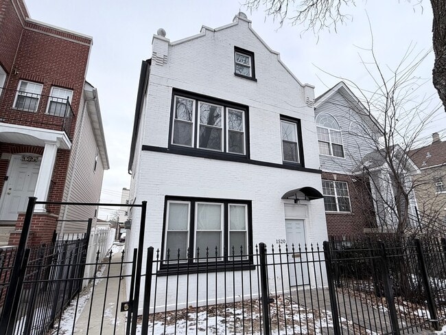 1520 S Kedvale Ave in Chicago, IL - Building Photo - Building Photo