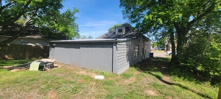 1914 S S St in Fort Smith, AR - Foto de edificio - Building Photo