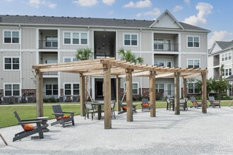 Emblem Cane Bay North in Summerville, SC - Foto de edificio - Building Photo