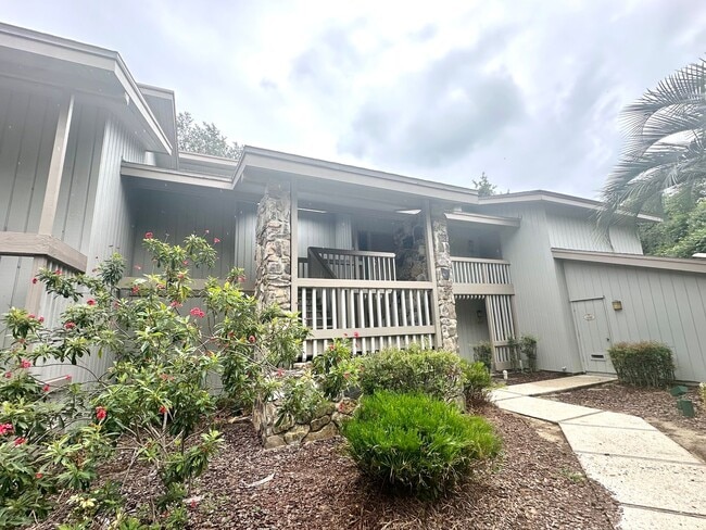 property at 3357 Camelot Dr