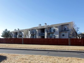 One 75 North in Colorado Springs, CO - Building Photo