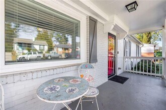 1674 Browning St SW in Atlanta, GA - Building Photo - Building Photo