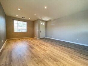 6636 Sand Swallow St in North Las Vegas, NV - Building Photo - Building Photo