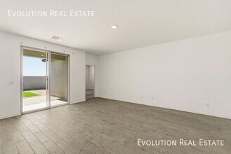 11461 E Ulysses Ave in Mesa, AZ - Building Photo - Building Photo