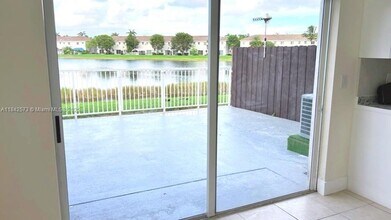 1525 SE 31st Ct in Homestead, FL - Building Photo - Building Photo