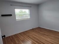 8 POINSETTIA Dr photo'