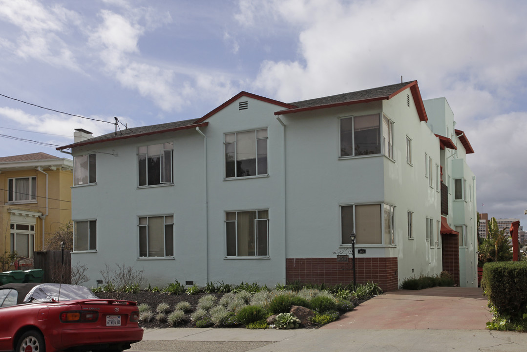 293 Euclid Ave in Oakland, CA - Building Photo