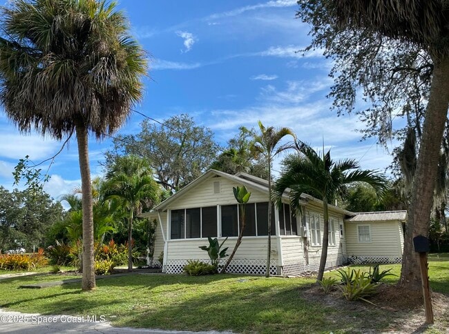 1903 Fletcher St in Melbourne, FL - Building Photo - Building Photo