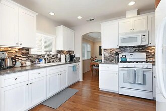 3562 Sydney Pl in San Diego, CA - Building Photo - Building Photo