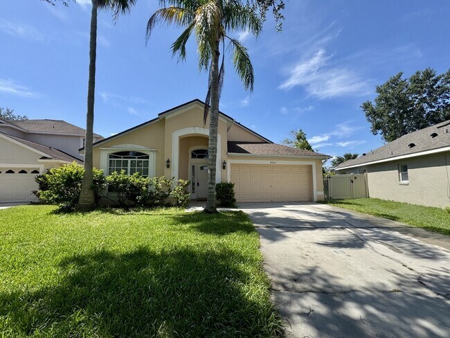 4952 Hook Hollow Cir
