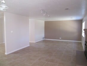 12901 Granite Ave NE in Albuquerque, NM - Building Photo - Building Photo