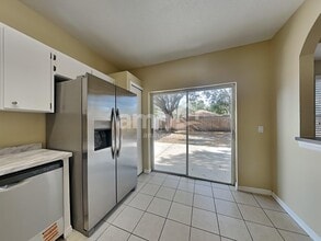 18110 Lembrecht Way in Tampa, FL - Foto de edificio - Building Photo