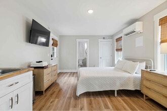 5069 Peachtree Ave in Wilmington, NC - Building Photo - Building Photo
