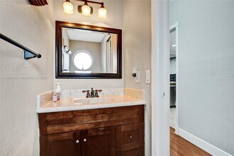 4736 NW 90th Ave in Sunrise, FL - Building Photo - Building Photo