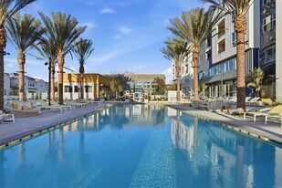 6020 Moonglow Dr, Unit 5-113 in Chula Vista, CA - Building Photo