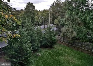 479 Montalto Dr in Herndon, VA - Building Photo - Building Photo