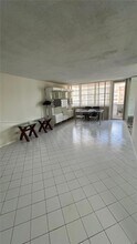 250 174th St, Unit 2106 in Sunny Isles Beach, FL - Building Photo - Building Photo