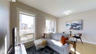 10410-1102 102 Ave NW in Edmonton, AB - Building Photo