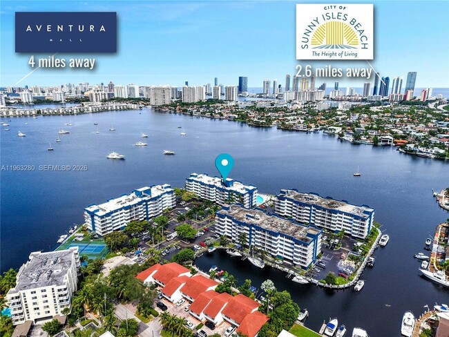 16558 NE 26th Ave, Unit 2A in North Miami Beach, FL - Building Photo - Building Photo